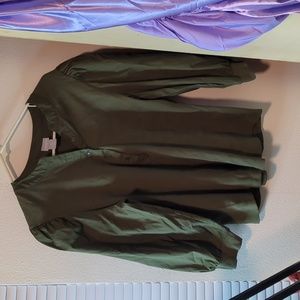 Chico’s Olive Green Ribbed Knit Long Balloon Cuffed Sleeve Top Size 2